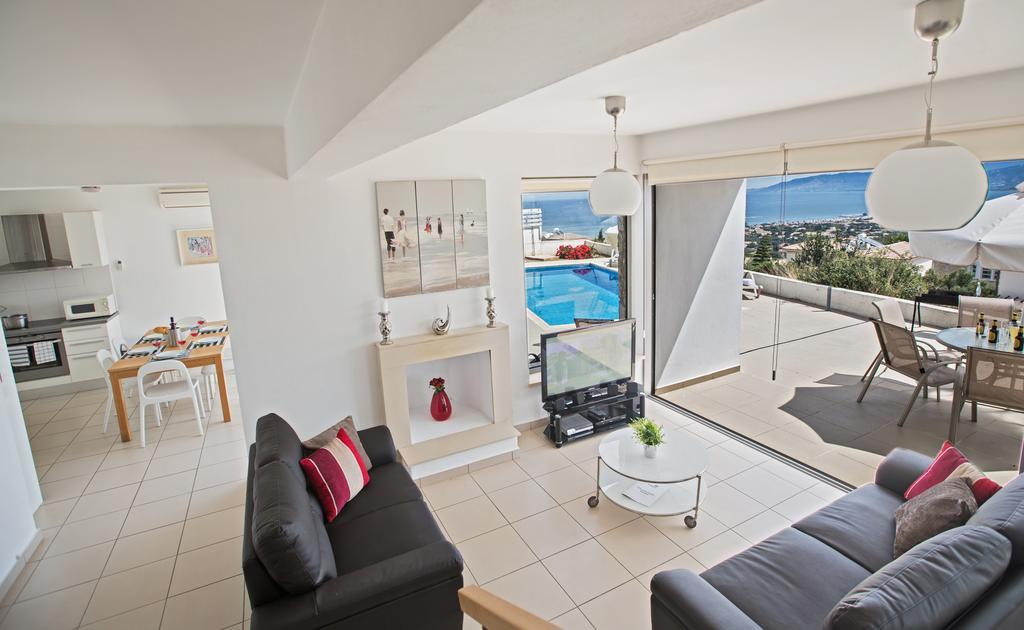 Esprit Villa 20 Polis Pokoj fotografie