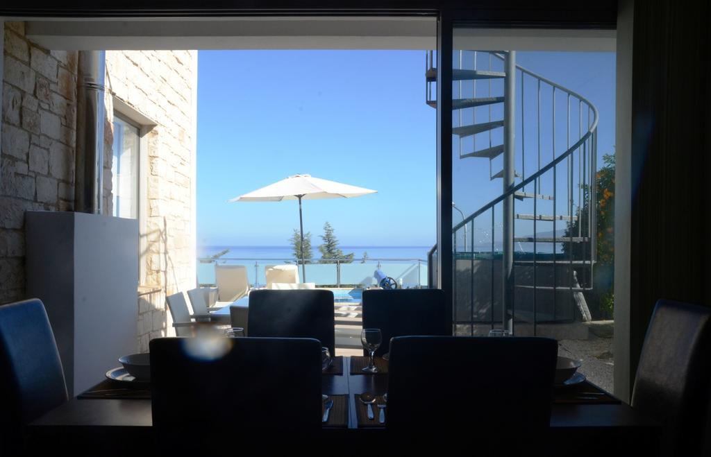 Esprit Villa 20 Polis Pokoj fotografie
